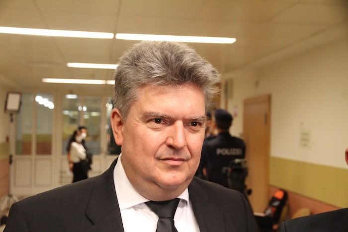 Anwalt Sebastian Lesigang verteidigt den Ex-Bauleiter (53).