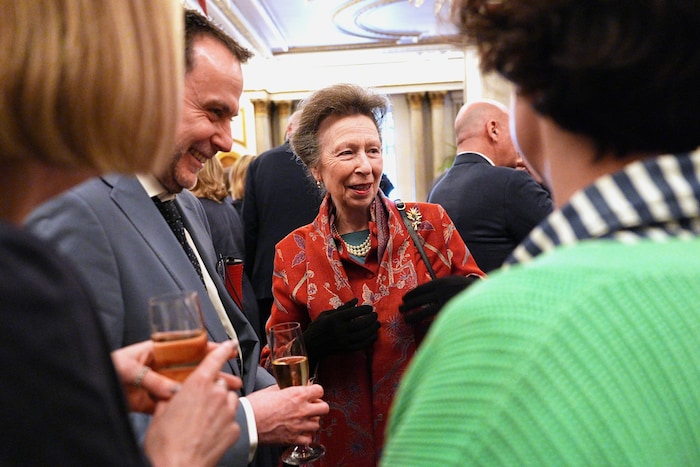 Prinzessin Anne zeigte sich ebenfalls beim Empfang zum Geburtstag ihrer Mutter.