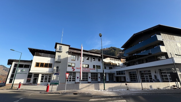 In Großarl war die Feuerwehr bei dem Murenabgang gefordert, jetzt heißt es warten und die ...