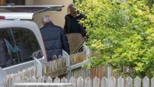 Der 84-Jährige erlag noch am Tatort seinen Verletzungen, der mutmaßliche Täter ist erst 17 Jahre ...