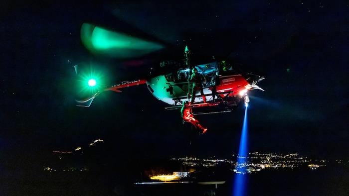 Schon seit 2011 setzt die ARA-Flugrettung beim „RK-2“ auf das System mit der Seilwinde.