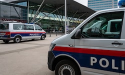 Auch die Polizeipräsenz ändert nichts am Obdachlosenproblem am Linzer Hauptbahnhof.