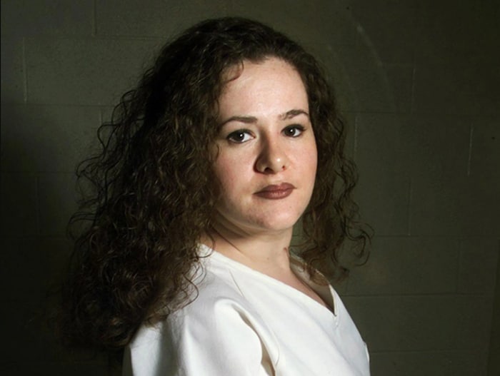 Der Fall sorgte für internationale Schlagzeilen, als Christa Pike 1995 eine Mitschülerin brutal ...