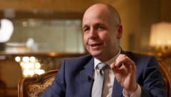 Im Interview analysiert IHS-Chef Bonin die wirtschaftliche Lage Österreichs und warnt vor den ...