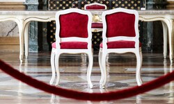 23 Jahre nach dem Jawort im Schloss Mirabell muss eine Frau weiter um ihren Namen kämpfen.