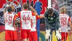 Austria-Goalie Samuel Sahin-Radlinger patzte gleich zweimal.