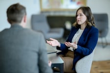 Ministerin Bauer schlägt der EU nun selbst neue Sparziele vor.