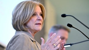 Der ORF-Stiftungsrat wählt heute, wer bis Ende 2026 an der Spitze des ORF steht. Favoritin ist ...