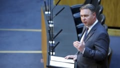 Zu Beginn der Nationalratssitzung am Donnerstag drehte sich im Parlament alles um den ORF.