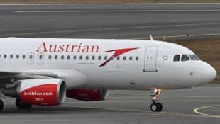 Wegen eines randalierenden Abschiebehäftlings kurz vor dem Abflug musste ein Airbus A320 von ...