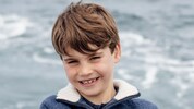 So süß – und ganz schön wild! Prinz Louis (8) zeigt sich mit Kratzer im neuen Geburtstagsfoto