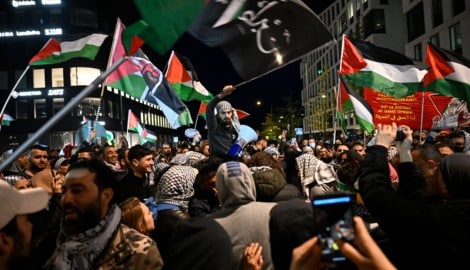 Seit über zwei Jahren wird der Song Contest von Massenprotesten begleitet, so wie hier 2024 in ...