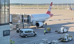 Die Austrian Airlines hat im ersten Quartal 2026 einen Millionen-Verlust verzeichnet und prüft ...