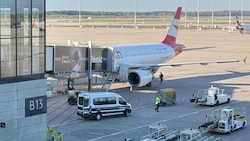 Die Austrian Airlines hat im ersten Quartal 2026 einen Millionen-Verlust verzeichnet und prüft ...