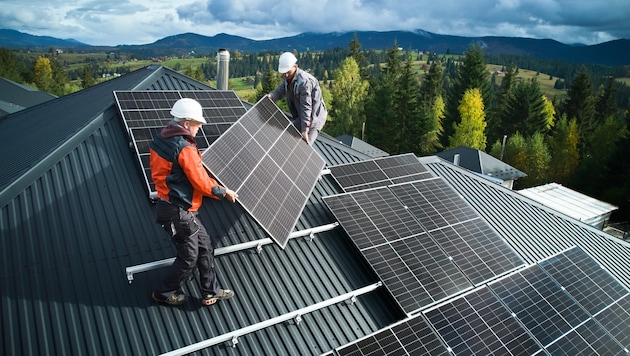 Der Krieg im Iran hat eine globale Energiekrise mit rasant gestiegenen Preisen für Öl, Gas und ...