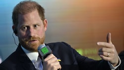 Harry wandte sich Berichten zufolge direkt an Wladimir Putin, den Angriffskrieg in der Ukraine ...