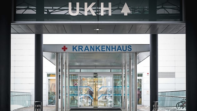 Der Pensionist erlag im Ukh seinen schweren Verletzungen.