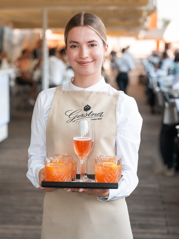 Auch Catering bei den Opernfestspielen ist lukrativ.