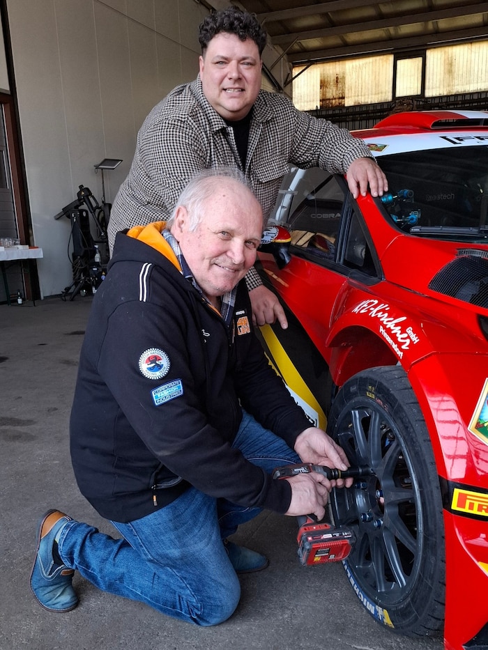 Mit Mechaniker-Legende Fritz, seit jeher dabei.