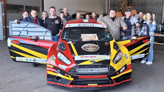 Großes Interesse bei der Vorstellung des Ford im KFZ-Betrieb Kirchner.