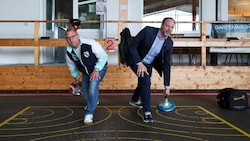 Straßwalchens Sportchef Werner Baumgartner (li.) und Obmann Roland Fischwenger beim ...