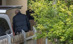 Für den 84-Jährigen endete die Attacke mit dem Tod, seine Frau überlebte.