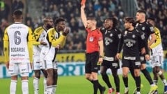 Heißer Hit! Jeyland Mitchell sah auf der Ersatzbank Gelb, fehlt am Sonntag. Der LASK verlor zwei ...