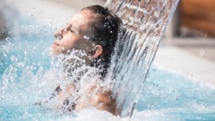 Ist Entspannung nur ohne Kinder möglich? Der Vorstoß einer Therme in Deutschland stößt auf ...