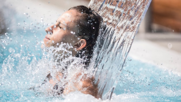 Ist Entspannung nur ohne Kinder möglich? Der Vorstoß einer Therme in Deutschland stößt auf ...