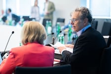 Der Stiftungsrat, das „Gremium des Grauens“ rund um Vorsitzenden Heinz Lederer