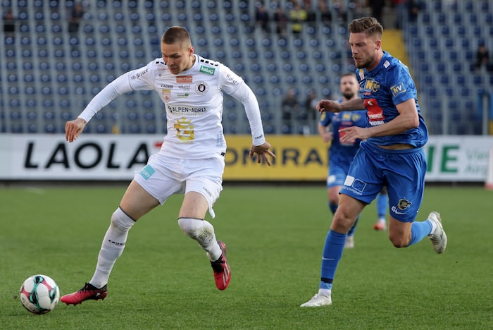 Vor Klagenfurt-Stürmer Bartol Barisic (l.) müssen sich die Lustenauer in Acht nehmen.