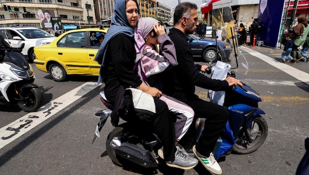 New tensions despite the ceasefire: Iran is reported to have activated its defense systems.