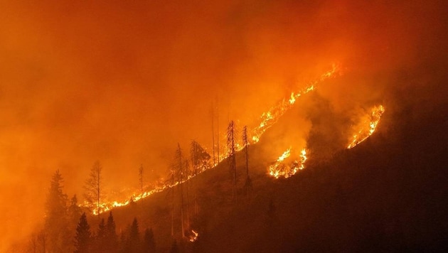 Scenes straight out of a disaster movie