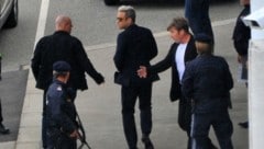 Bei der Ankunft des Weltstars am Flughafen in Hörsching herrschte Ausnahmezustand.