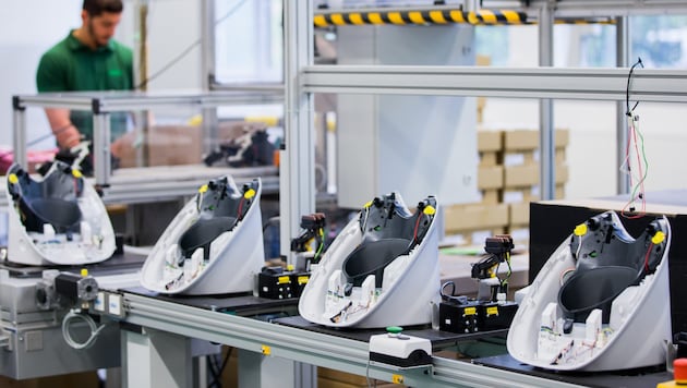 Wuppertal: Blick in die Produktion des Thermomix TM5