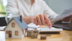 Der Kauf von Wohnraum will gut überlegt sein – auch als finanzielle Absicherung im Alter.