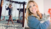 Die Moderatorin mit ihrer Katze „Lilly“ (re.) – sowie im Urlaub
