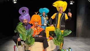 Therapiestunde und Yoga-Retreat: Die vier Schauspieler begeben sich in die über- zeichnete ...