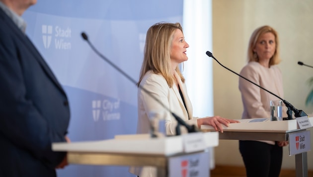 Mitte April präsentierte Bildungsstadträtin Bettina Emmerling (Neos) ihre Pläne für die ...