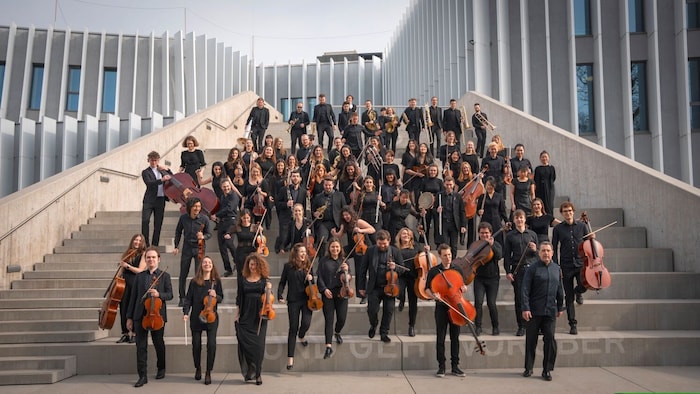 Das Symphonieorchester der Bruckneruni – junger, brillanter Klangkörper – tritt im Brucknerhaus ...