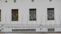 Drei Angeklagte wegen Nötigung verurteilt, Freisprüche für zwei weitere Beschuldigte – Urteile ...