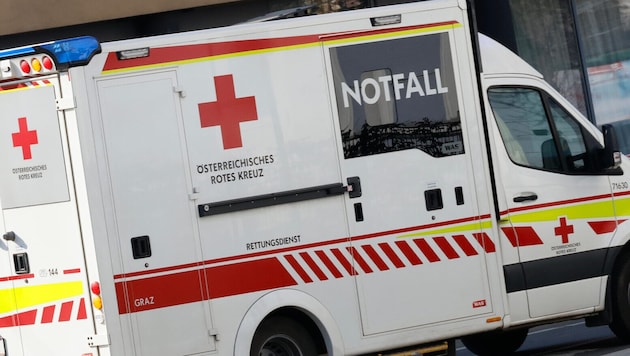 Auf einer Kreuzung kam es zum Zusammenstoß zwischen Rad und Pkw