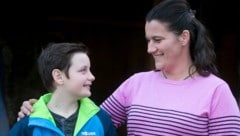 Gemeinsam mit seiner Mutter Sabine Hirsch will sich der Schüler Luca gegen Mobbing und Gewalt ...