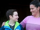 Sabine Hirsch mit ihrem Sohn Luca