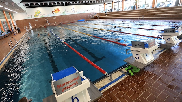 Vor wenigen Tagen gab das Land grünes Licht für die Sanierung des Hallenbades in der Höttinger ...