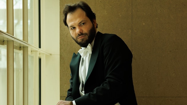 Symphoniker-Chefdirigent Petr Popelka wagt gerne Neues: zwischen Open Airs im Prater und ...