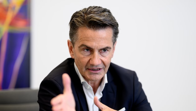 Ein Arbeitsrechtler hat am Donnerstag vorgeschlagen, nicht nur Roland Weißmann (Bild), sondern ...