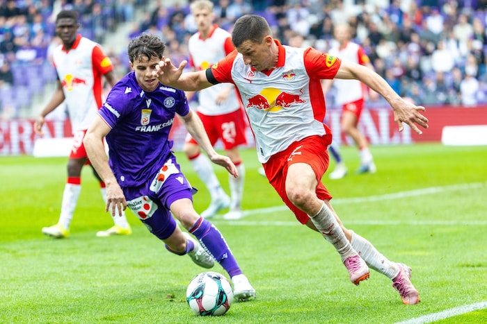 Stefan Lainer hat seine Sperre abgesessen.