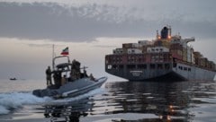 Wenn die iranische Führung die Straße von Hormuz (Bild) öffnet, wäre die EU laut eigener Aussage ...