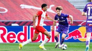 Riquelme (li.) traf erstmals für Liefering.